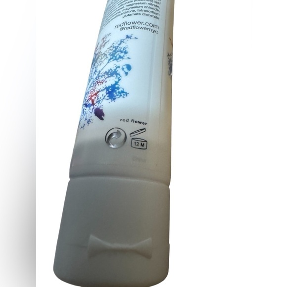 RED FLOWER Cleansing Hair Wash Shampoo with Palo Santo & B Vitamins 1.35 Fl Oz - Picture 6 of 6